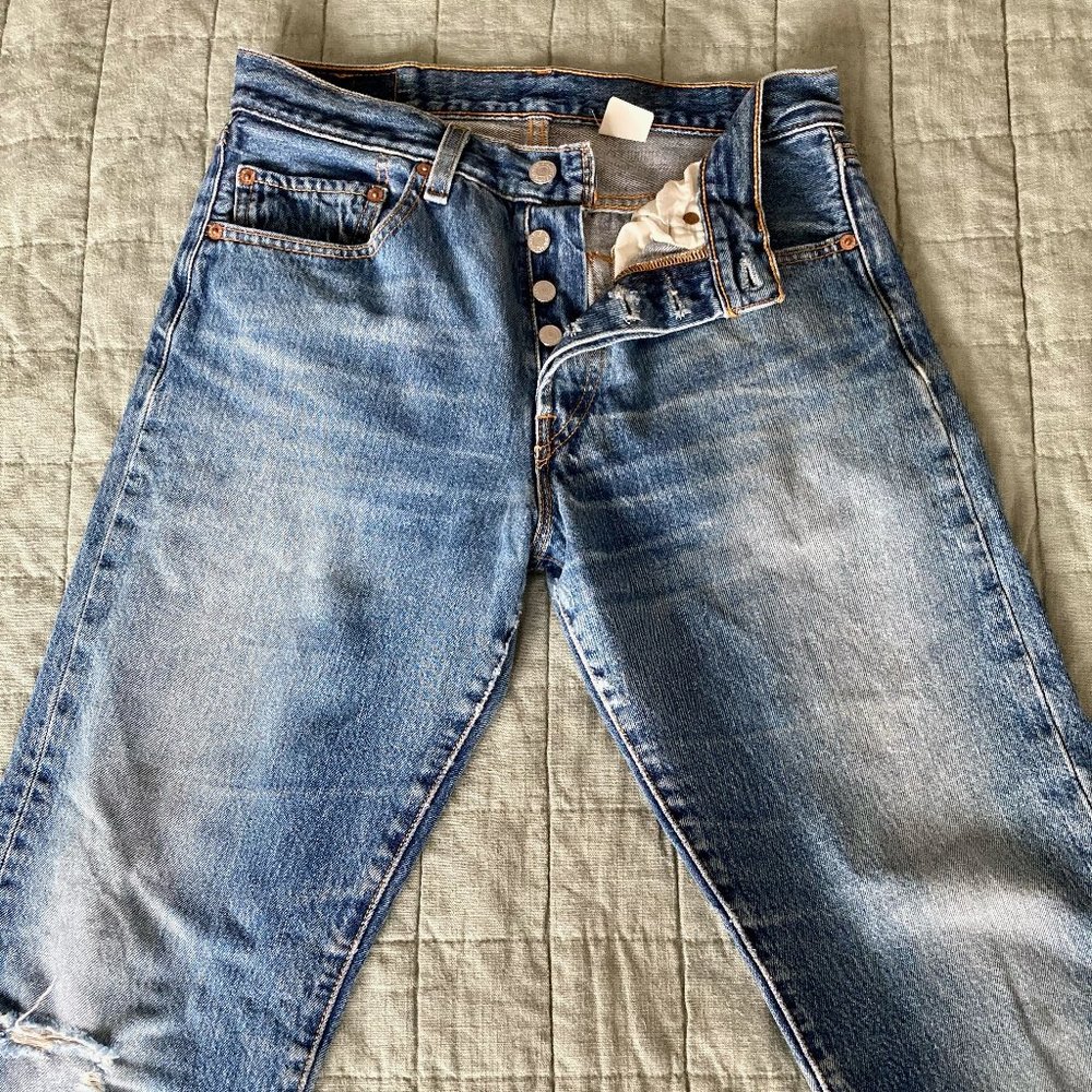 Levi’s Mom jeans